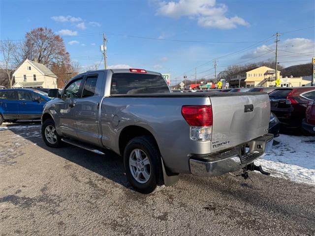 $8990 : 2010 Tundra image 4