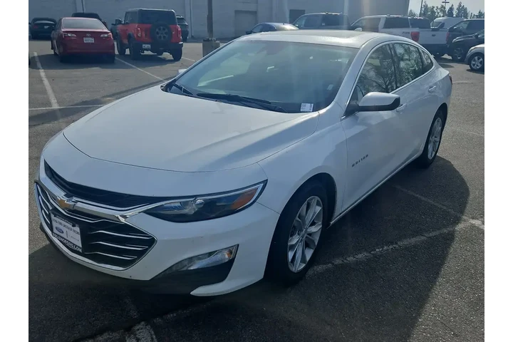 $17500 : Chevrolet Malibu 2024 LT 4dr image 1