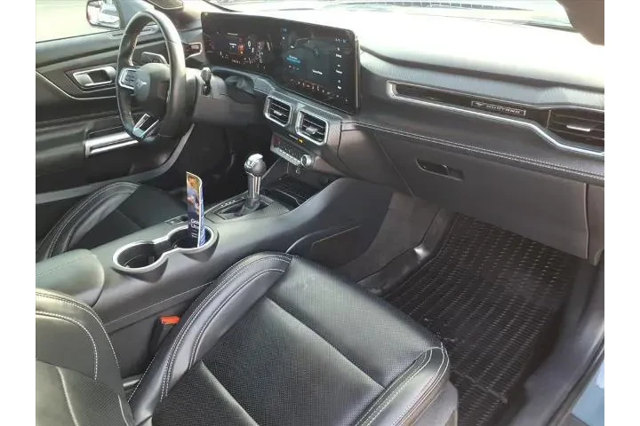 $31579 : Ford Mustang 2024 EcoBoost 2 image 4