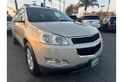 $5998 : 2012 Traverse LT thumbnail