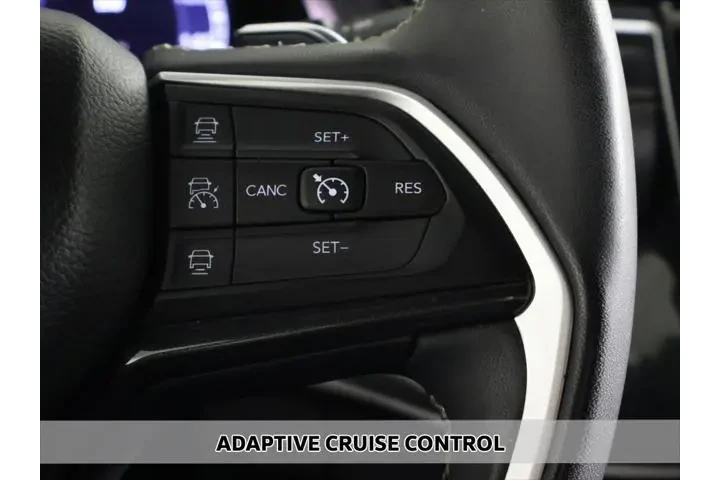 $29895 : Jeep Grand Cherokee 2023 4x4 image 3