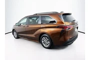 $37990 : Toyota Sienna 2022 AWD XLE 7 thumbnail