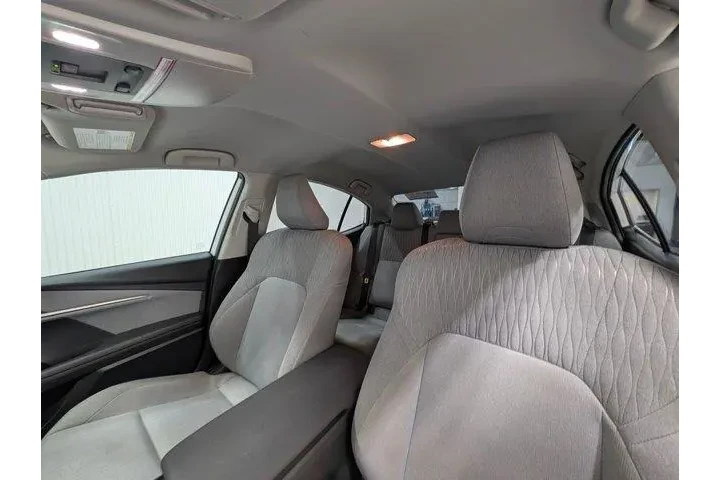 $27939 : Toyota Camry 2025 LE 4dr Sed image 4