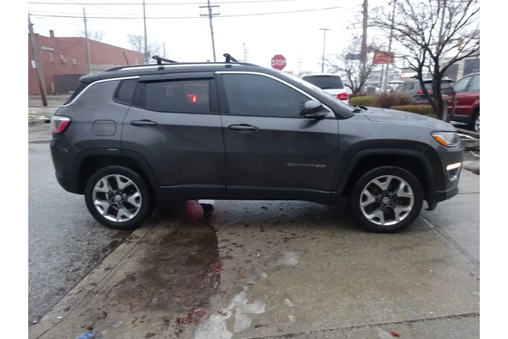 $10900 : 2019 Compass Limited 4x4 image 3