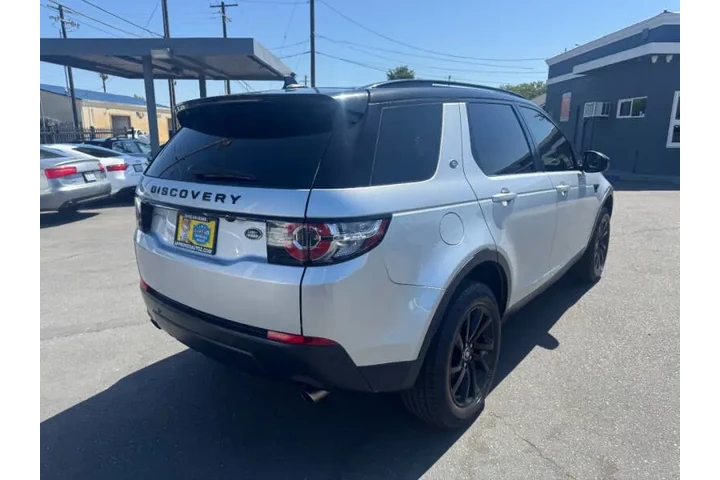 $10998 : 2016 Land Rover Discovery Spo image 8