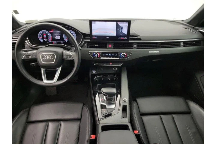 $23998 : Audi A4 2024 AWD quattro S l image 9