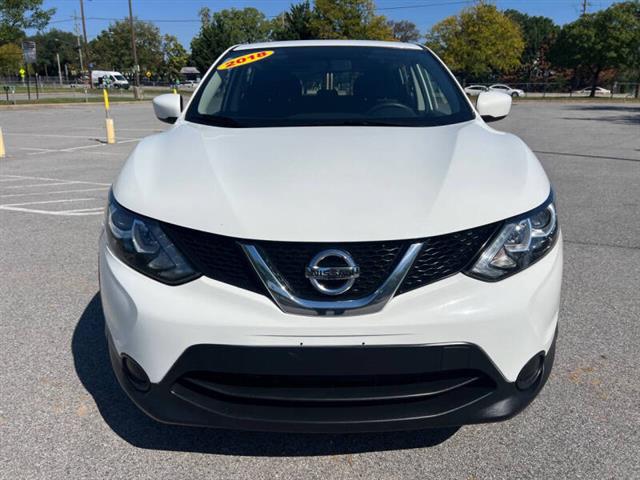 $10500 : 2018 Rogue Sport S image 4