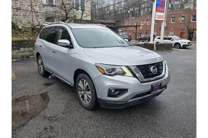 $13995 : 2019 Pathfinder SV image 7