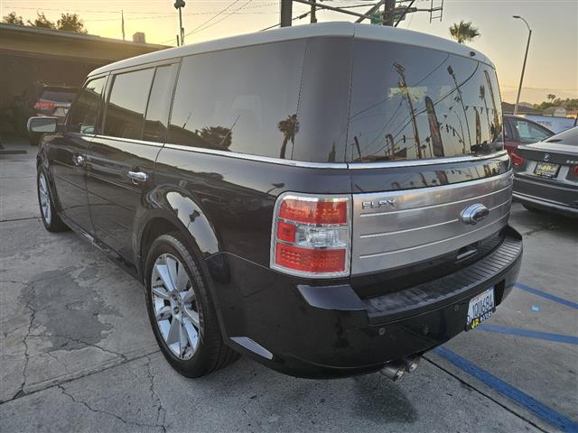 $8995 : 2010 Flex Limited FWD image 6