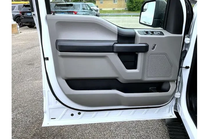 $22995 : Ford F-150 2019 4x4 King Ran image 10