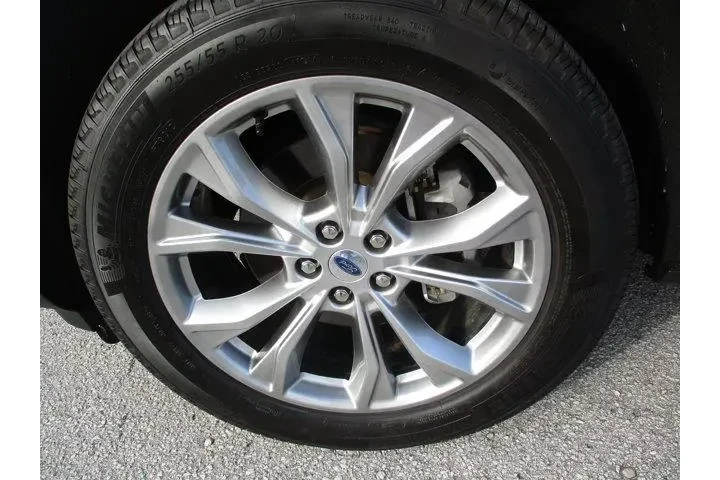 $35895 : Ford Explorer 2024 XLT 4dr S image 9