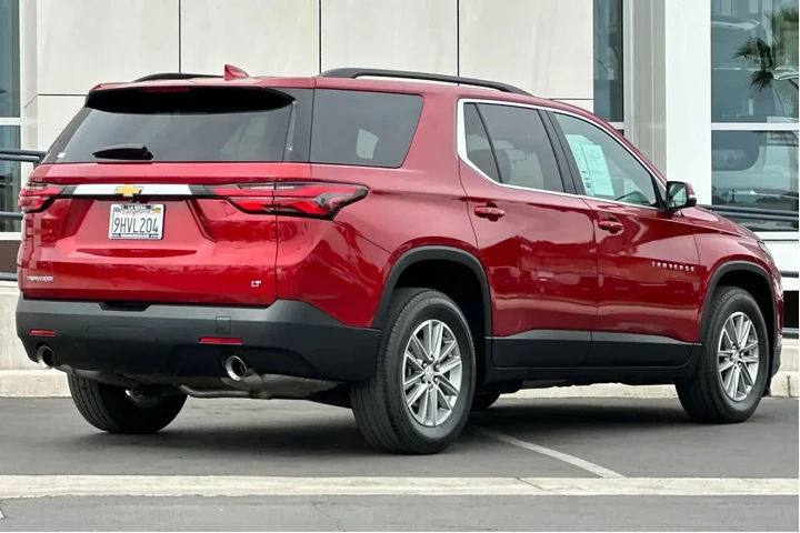 $30900 : Chevrolet Traverse 2023 LT C image 3