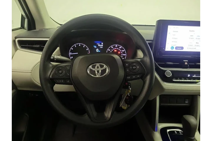 $23998 : Toyota Corolla Cross 2023 L image 10