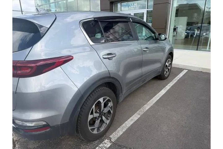 $16966 : Kia Sportage 2021 AWD LX 4dr image 4