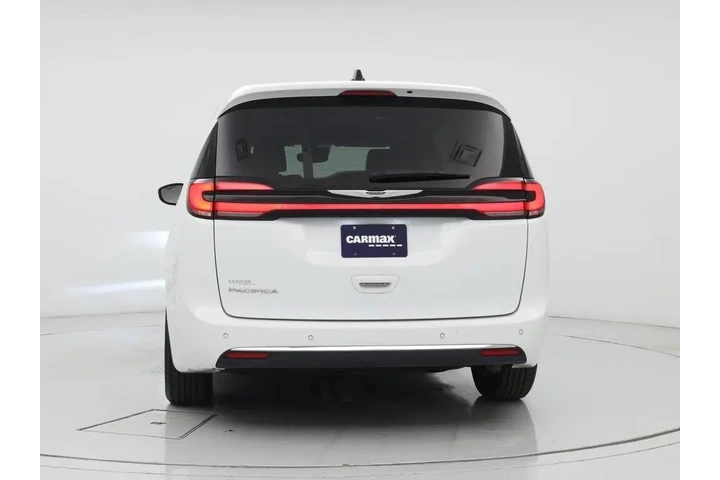 $30998 : Chrysler Pacifica 2024 Touri image 6