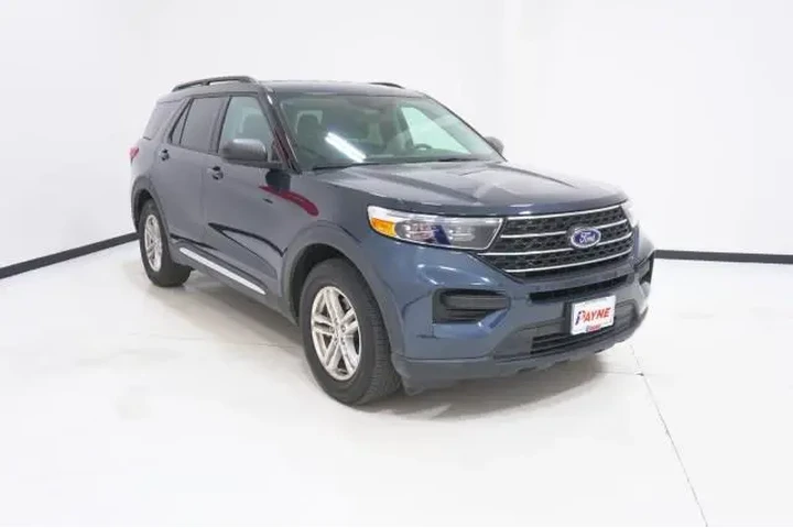 $30995 : Ford Explorer 2023 XLT 4dr S image 3