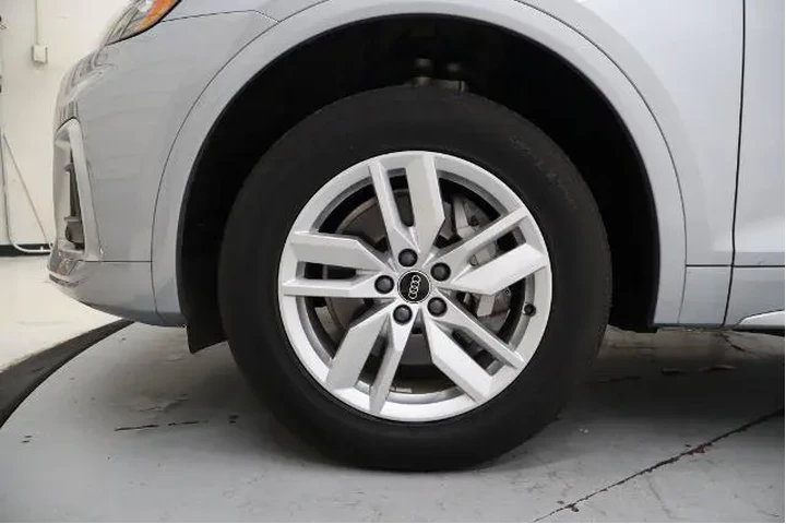 $31795 : Audi Q5 2023 AWD quattro S l image 10