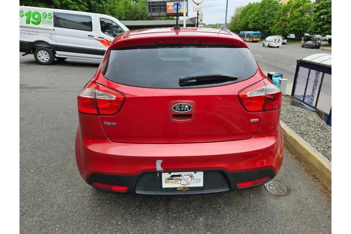 $1499 : 2012 Rio 5-Door LX image 5