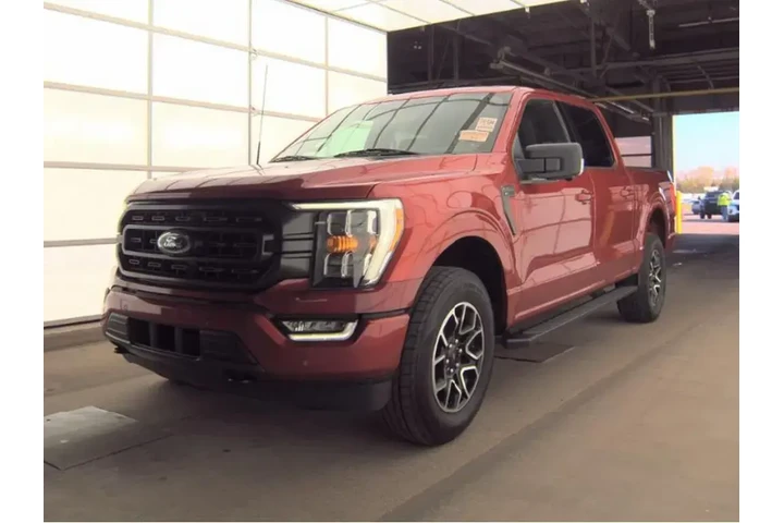 $37399 : Ford F-150 2023 4x4 Lariat 4 image 2