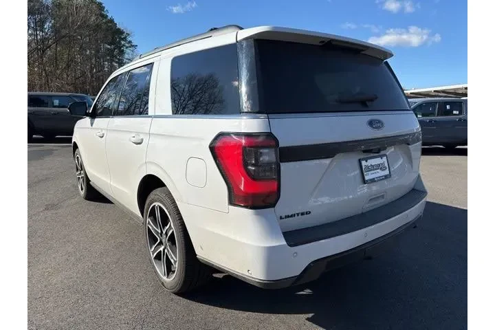 $33939 : Ford Expedition 2019 4x4 Lim image 3