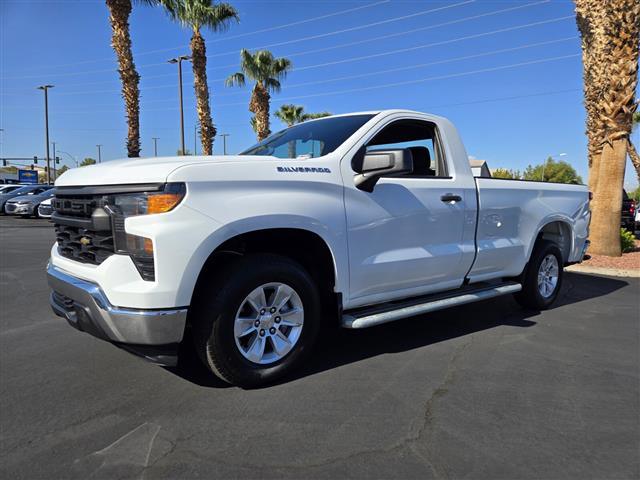 $29496 : Pre-Owned 2023 Silverado 1500 image 2