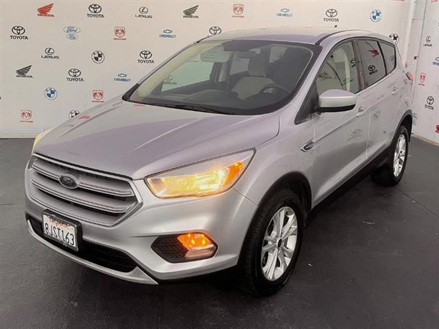 $13495 : Used 2019 Escape SE FWD for s image 7