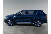 $29360 : Kia Sorento Plug-In Hybrid 2 thumbnail