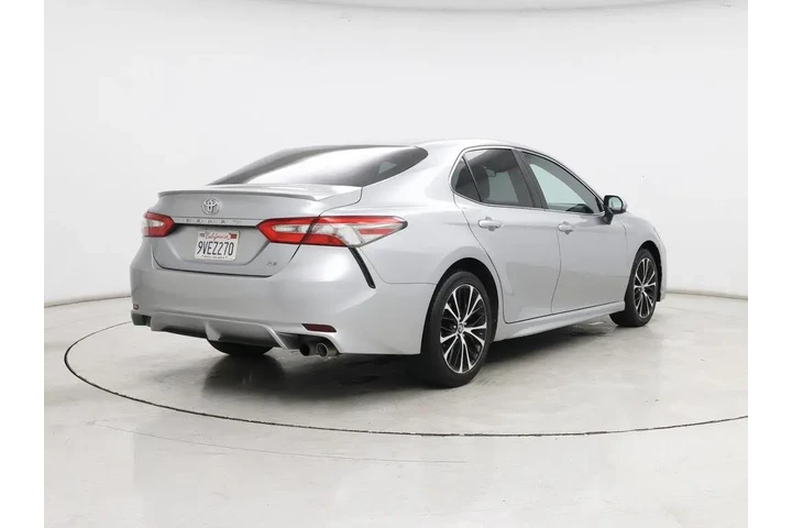 $16998 : Toyota Camry 2018 SE 4dr Sed image 8