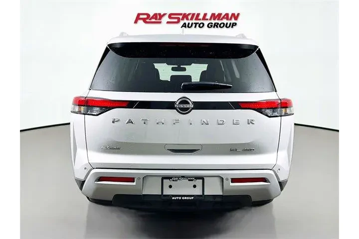 $30975 : Nissan Pathfinder 2022 AWD S image 6