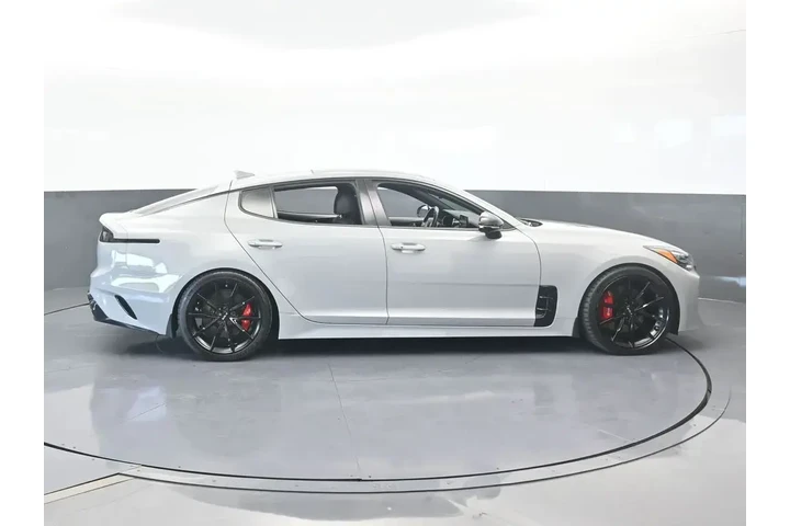 $37994 : Kia Stinger 2023 GT2 4dr Sed image 7