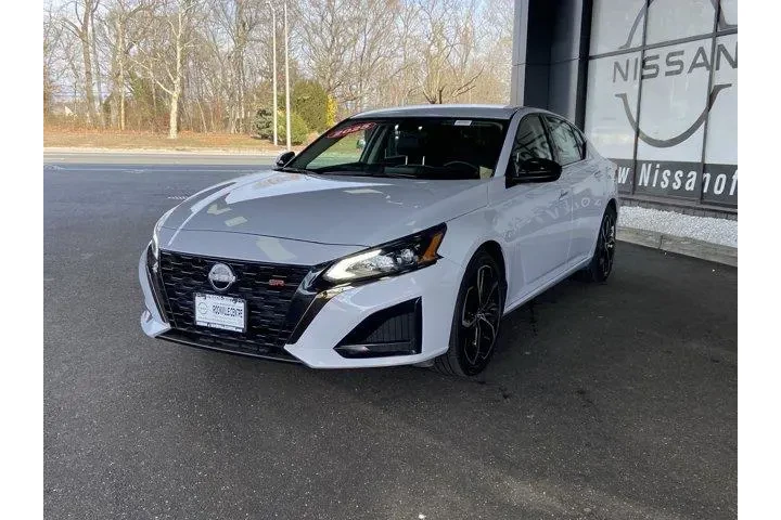 $18565 : Nissan Altima 2025 2.5 SR 4d image 8