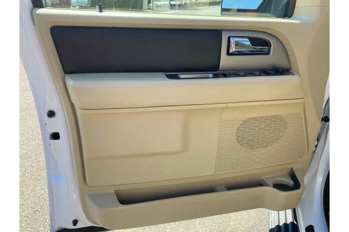 $12495 : 2015 Expedition EL XLT image 10