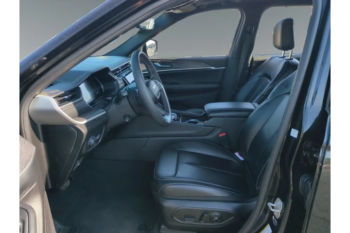 $33500 : Jeep Grand Cherokee L 2024 4 image 9