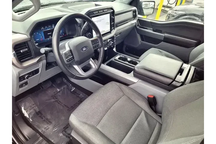 $37888 : Ford F-150 2024 4x4 XLT 4dr image 10