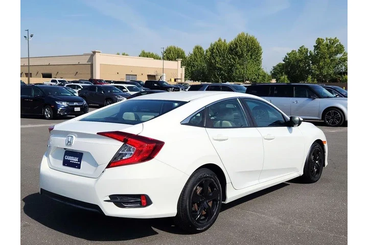 $19998 : Honda Civic 2016 LX 4dr Seda image 5
