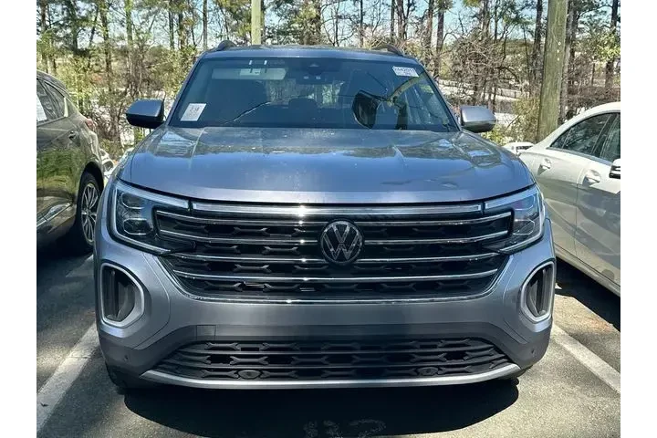 $26994 : Volkswagen Atlas 2024 SE 4dr image 2