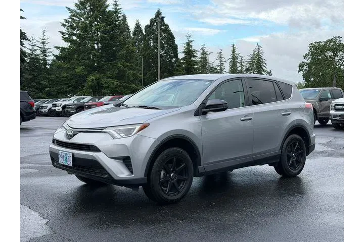 $21995 : Toyota RAV4 2017 AWD LE 4dr image 8