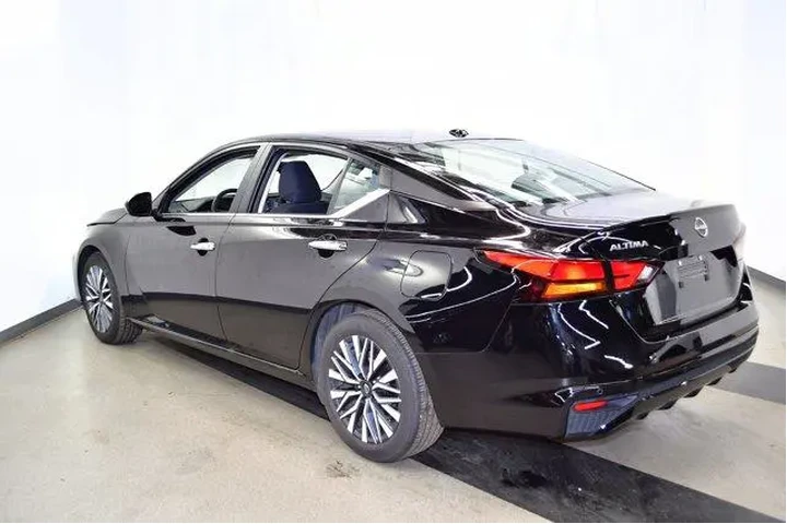 $21994 : Nissan Altima 2025 2.5 SV 4d image 5