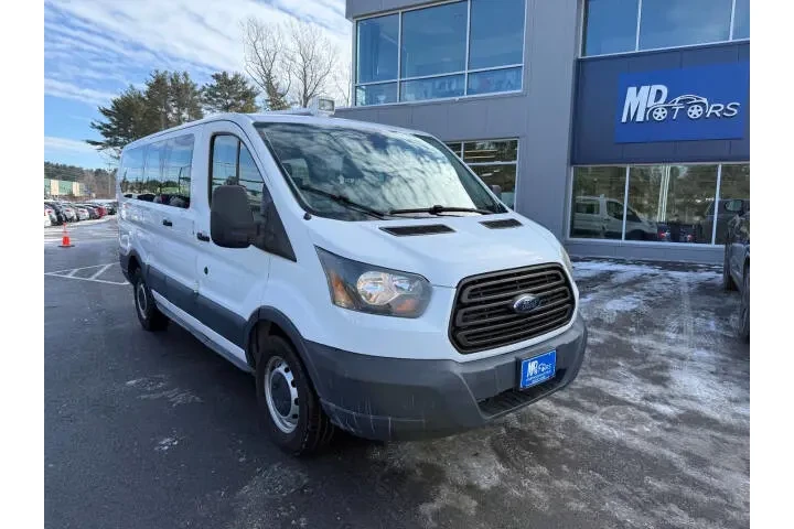 $21999 : 2015 Transit image 2