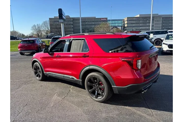 $39985 : Ford Explorer 2023 AWD ST 4d image 5