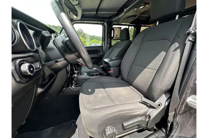 $24995 : Jeep Wrangler Unlimited 2018 image 9