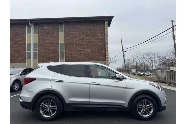 $7999 : 2017 Santa Fe Sport 2.4L image 5