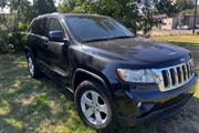 $15495 : 2011 Grand Cherokee Laredo X thumbnail