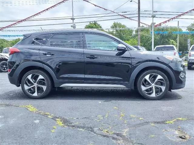 $13900 : 2017 HYUNDAI TUCSON2017 HYUN image 3