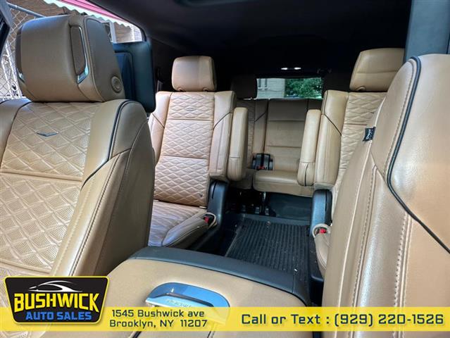 $64995 : Used 2021 Escalade 4WD 4dr Pr image 10