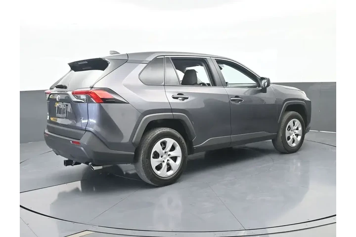 $25995 : Toyota RAV4 2024 LE 4dr SUV image 6