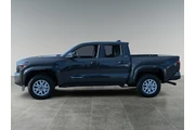 $39702 : Toyota Tacoma 2025 4x2 SR5 4 thumbnail