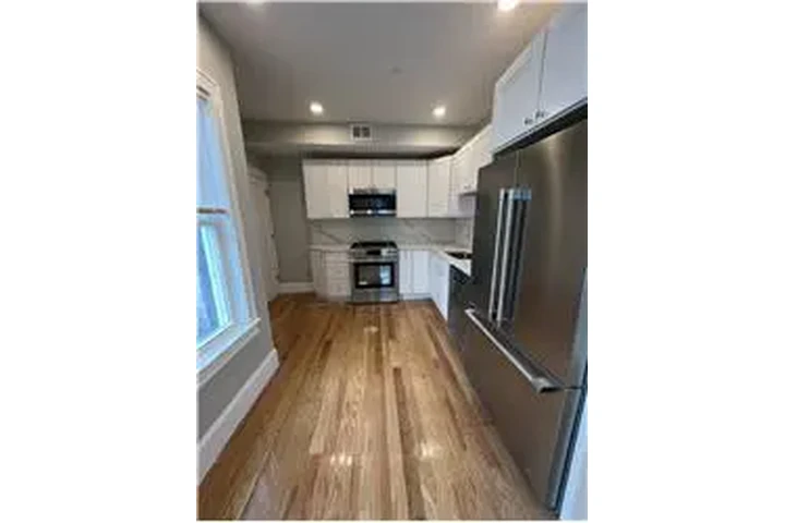 $3950 : Rental property with 2 bedro image 3