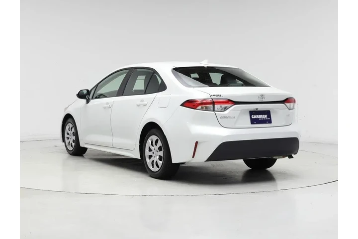 $20998 : Toyota Corolla 2024 LE 4dr S image 2