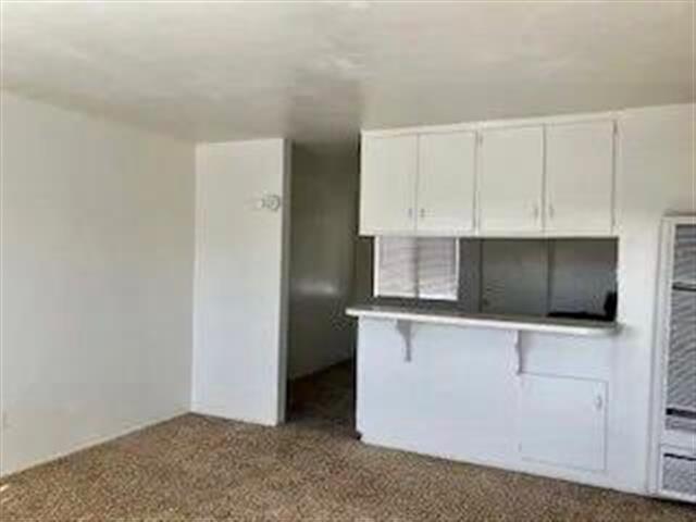 $850 : 2 BEDROOM, 1 BATH image 2